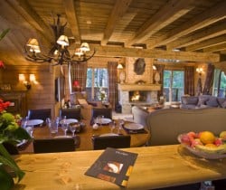 Chalet Shahtoosh: Dining area