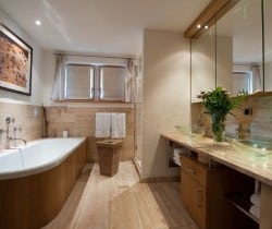 Chalet Amande: Bathroom