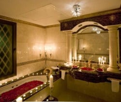 Villa Dolmabahce: Bathroom