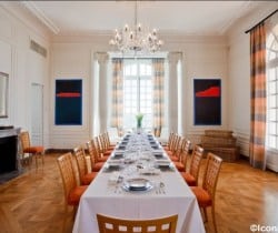 Villa Prix: Dining room