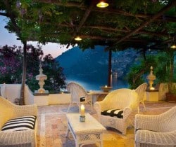 Villa Caruso: Lounge terrace