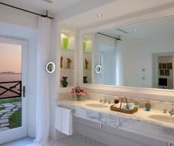 Villa Caruso: Bathroom