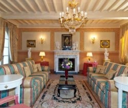 Borgo Bergenia: Living room