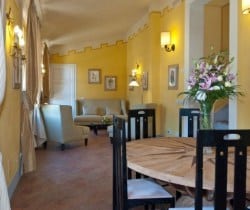 Villa Falasco: Cottage dining room
