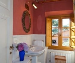Villa Fumana: Bathroom