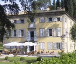 Villa Larice: Al fresco dining area