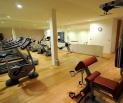 Chalet Vicky: Resort fitness room
