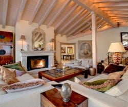 Chalet Jewel: Living room