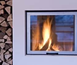 Chalet Apartment Nami: Fireplace