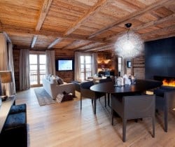 Chalet Astro: Suite living room