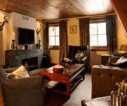 Apartment Zarif: Living room