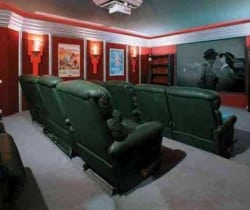 Villa Moonstone: Cinema room