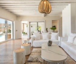 Villa Damara-Living room