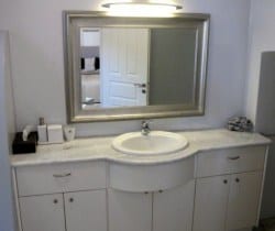 Villa Trinitaria: Bathroom