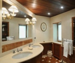 Villa Artemide: Bathroom