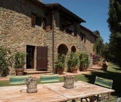 Villa Chiana: Al fresco dining area