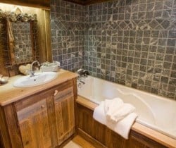 Chalet Ancora: Bathroom