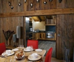 Chalet Glacier: Kitchen and dining room