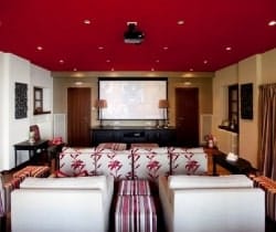 Villa Lucia: Home Cinema