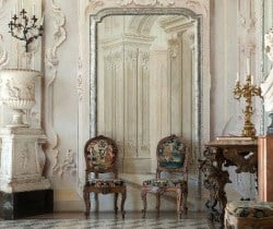 Villa Napoleone: Entrance hall