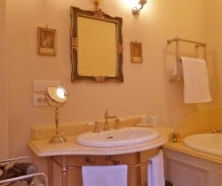 Villa Riccardi: Bathroom