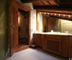 Chalet Rouge: Bathroom