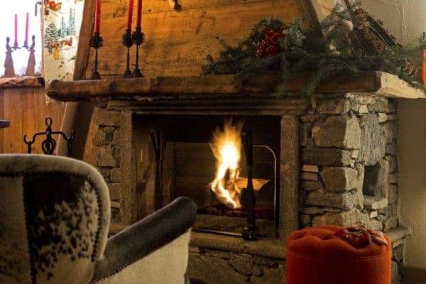 Chalet Acero: Fireplace