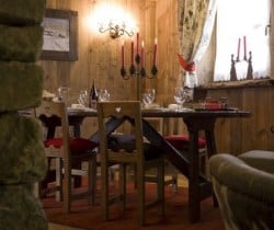 Chalet Acero: Dining room