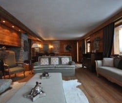 Chalet Babi: Living room
