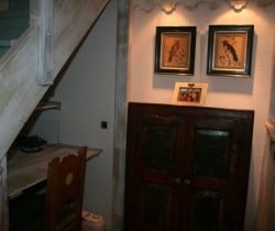 Chalet Bono: Desk area