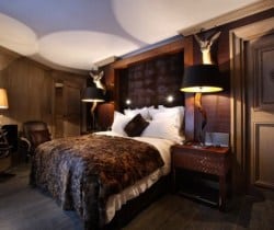 Chalet Fantasy: Bedroom