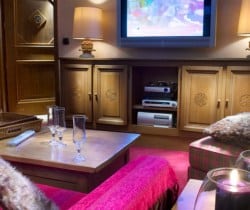 Chalet Sonalon: TV area