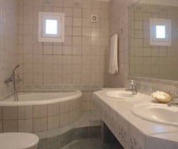 Villa Febe: Bathroom