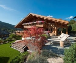 Chalet Hawk: Summer view