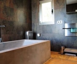 Villa Bliss: Bathroom