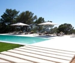 Villa Bulbul: Swimming pool