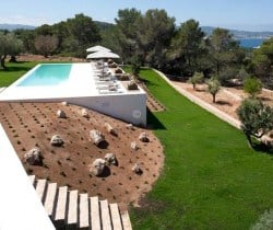 Villa Bulbul: Swimming pool