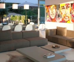 Villa Bulbul: Living room