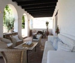 Villa Caballeros: Outdoor chill out area