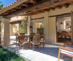 Villa Castillo: Outdoor chill out area