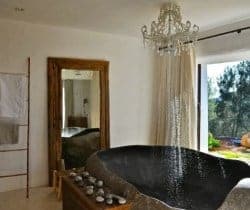 Villa Magat: Bathroom
