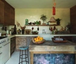 Villa Magat: Kitchen