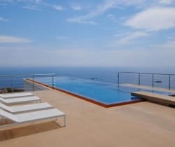 Villa Myrinan: Solarium & Swimming Pool