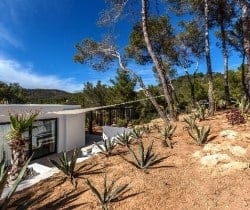 Villa Nita: Outdoor views