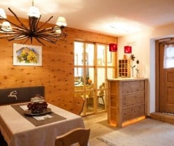 Chalet Apartment Genziana: Lounge