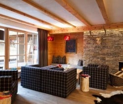 Chalet Apartment Genziana: Lounge