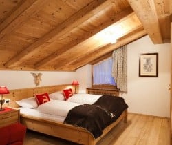 Chalet Apartment Giaggiolo: Bedroom