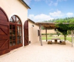 Casale Fonte: Al fresco dining area