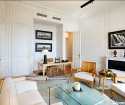 Villa Prix: Private living room
