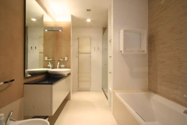 Apartment Forte: Master bathroom